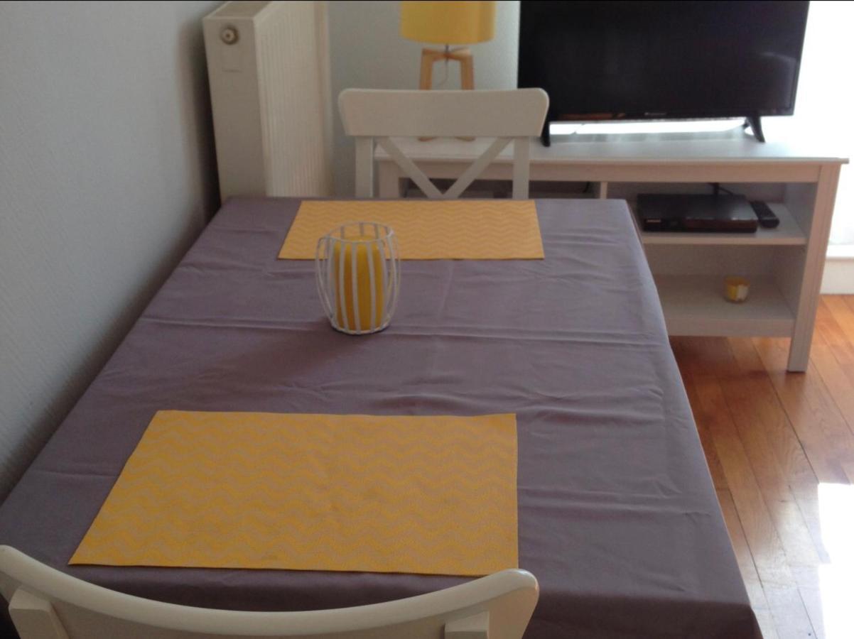 Le Jardin Des Remparts Apartment เนอแวร์ ภายนอก รูปภาพ